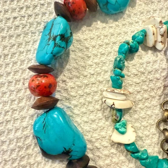 Rare Bird Necklace with Turquoise Star & Leather Tassel 🌵 - Picture 10 of 12